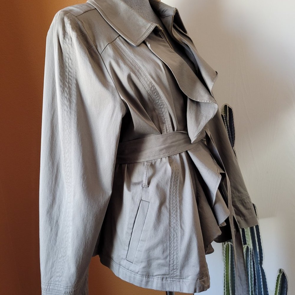 Elle Beige Ruffle Front Cape Jacket - Picture 10 of 14